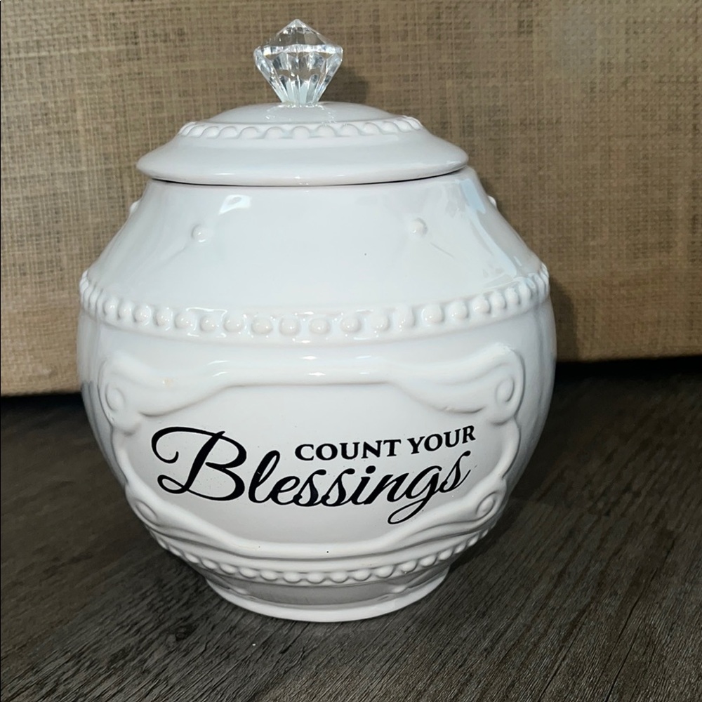 New White Textured Ceramic Accent Jar